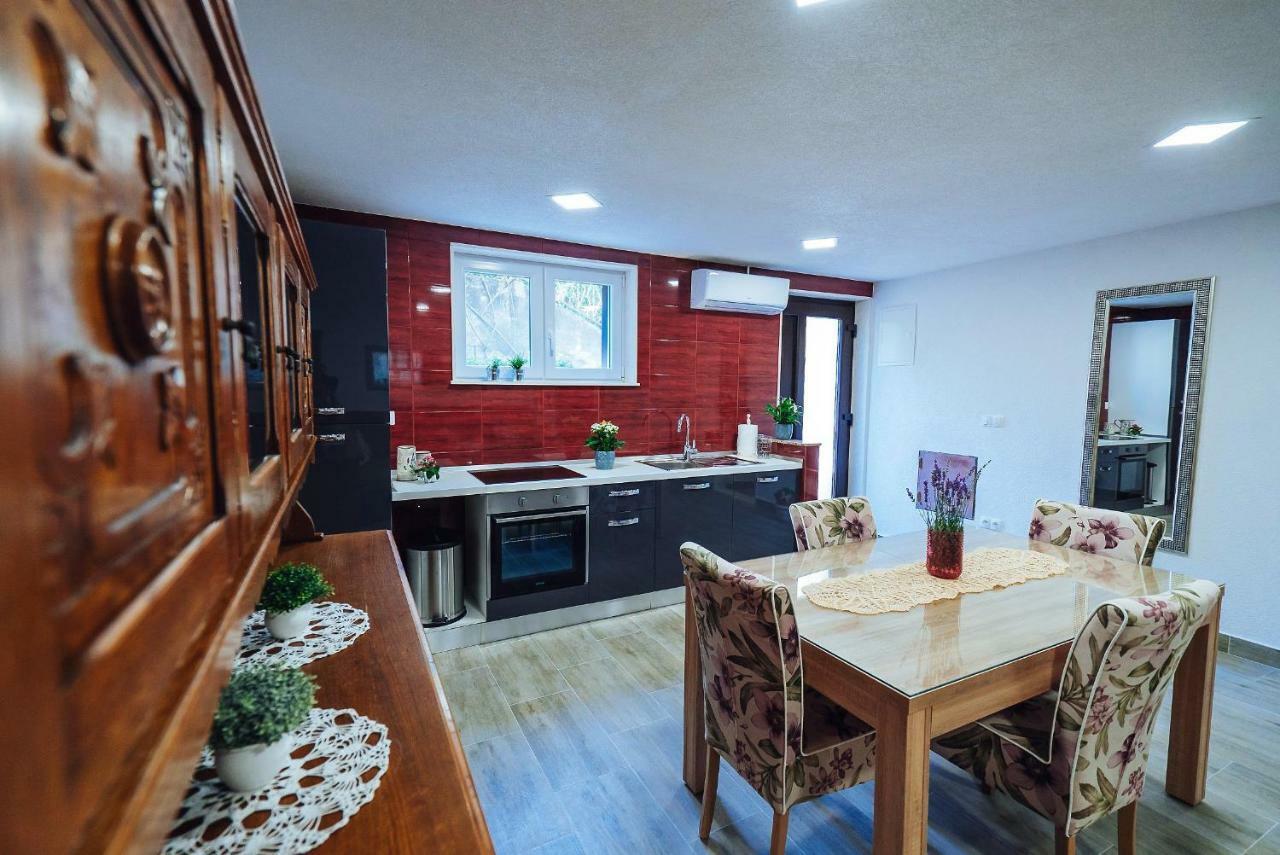 Appartamento Apartman Kristina Spalato Esterno foto